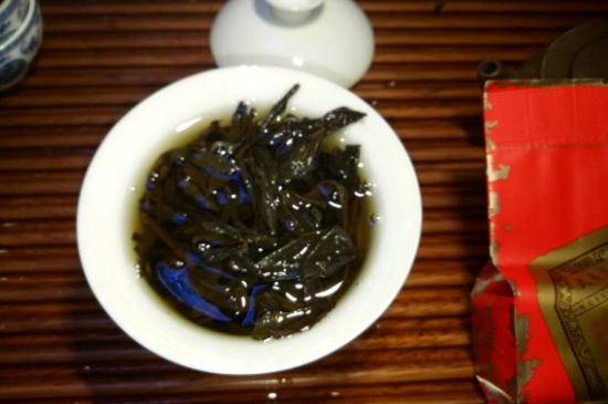 肉桂可以用紫砂壺沖泡嗎，紫砂壺能泡武夷巖茶肉桂用嗎？