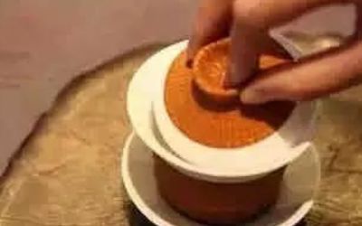 三才蓋碗的正確拿法，三才蓋碗抓碗法圖解