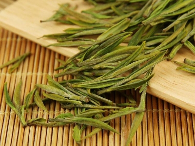 安吉白茶的功效與作用，簡單概括安吉<a href=http://www.nianglou.com/fenlei/baicha/ target=_blank class=infotextkey>白茶功效</a>