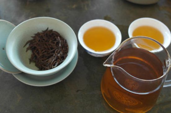 蜂蜜紅茶禁忌，喝蜂蜜紅茶的功效與禁忌