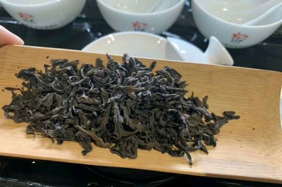 200一斤的茶葉算不算好，兩百一斤買的是中低檔茶