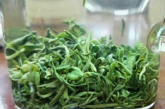 什么茶葉容易放香精，香精茶有什么危害？