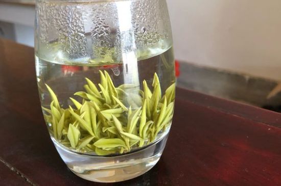 安吉白茶夏天怎么保存，安吉白茶能冷凍儲存嗎？