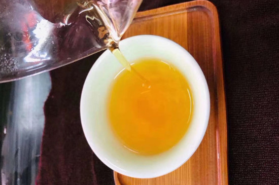茶葉過期5年了但沒開封，茶葉放久了能喝嗎