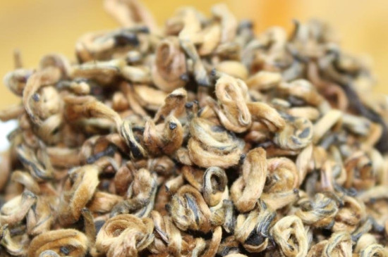 茶葉可以放冰箱嗎，茶需要放冰箱保存嗎