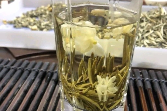 茉莉花花茶能煮嗎，喝茉莉花茶適合煮好還是泡好？