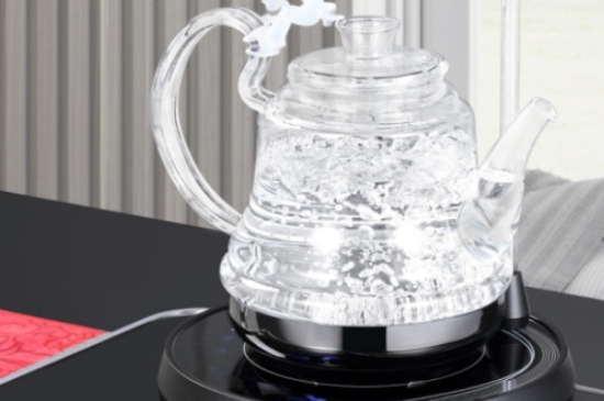 煮茶器和養(yǎng)生壺有什么區(qū)別，養(yǎng)生壺跟煮茶器哪個(gè)實(shí)用好用？