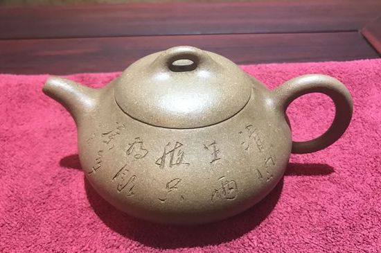 紫砂壺養(yǎng)10年后會(huì)是什么樣，紫砂壺養(yǎng)10年后圖片