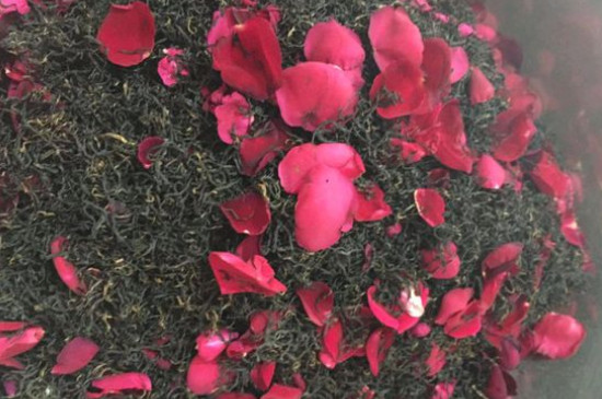 玫瑰花泡水喝的9大禁忌，喝玫瑰花茶有什么禁忌