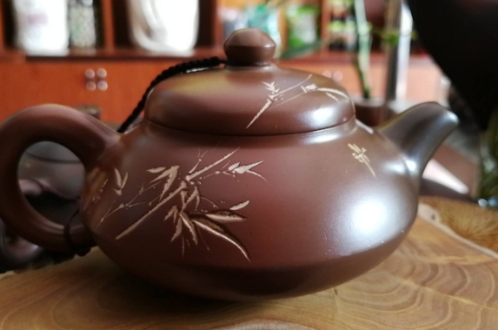 坭興陶主要泡什么茶，廣西坭興陶壺適合泡哪些茶？