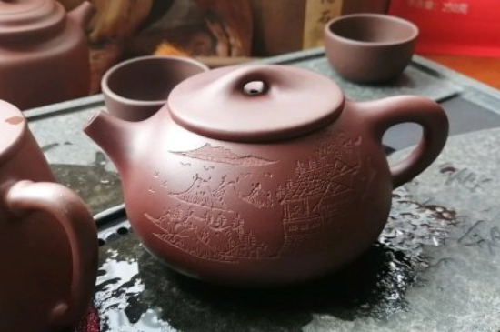 紫砂開壺和不開壺的區(qū)別，<a href=http://www.nianglou.com/chaju/zisha/ target=_blank class=infotextkey>紫砂壺開壺</a>的正確方法及開壺建議