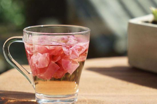 玫瑰花茶和什么搭配好，玫瑰花茶的搭配大全！