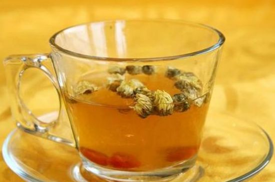 菊花茶的最佳搭配有哪幾樣，菊花茶和什么搭配喝效果好？