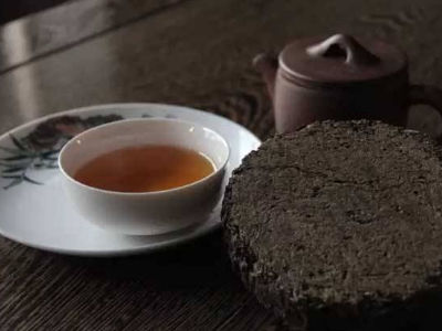 安化黑茶的功效，安化黑茶可以調(diào)理腸胃嗎？