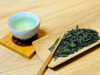 紅茶和綠茶的區(qū)別，常喝紅茶好還是綠茶好？