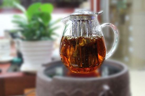 福鼎白茶要喝老的嗎，為什么喝白茶要喝老茶存新茶？