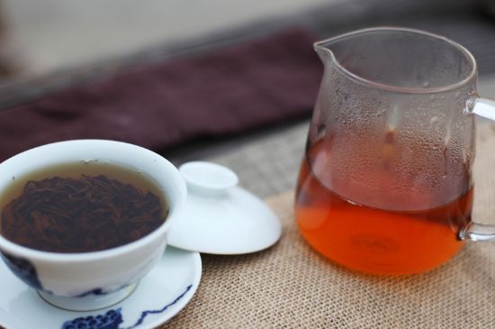 紅茶有6年了還能喝不，過期紅茶未必不能喝！