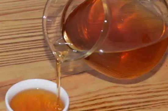 伏茶里的金花是黃曲霉素嗎，金花茯茶里的是什么菌