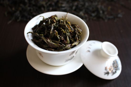 鋸朵仔跟鴨屎香哪個(gè)貴，鋸朵子和鴨屎香哪個(gè)好喝？