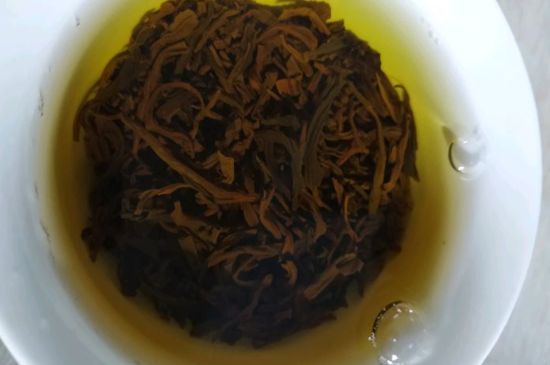 正山小種很細還很黑亮，正山小種越細越好嗎