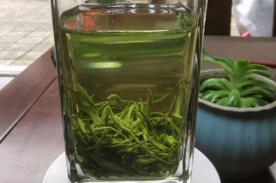 綠茶放了三年還能喝嗎，綠茶放久了喝了會怎樣